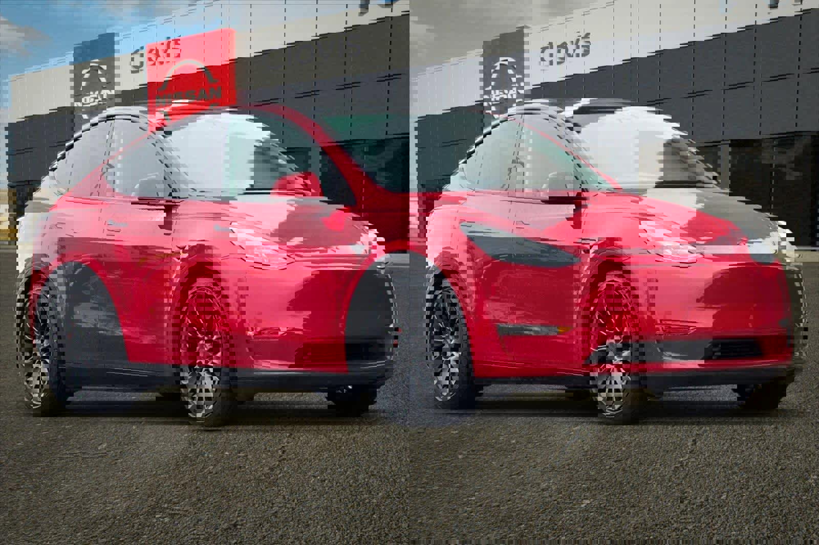 Used 2023 Tesla Model Y Performance image 10