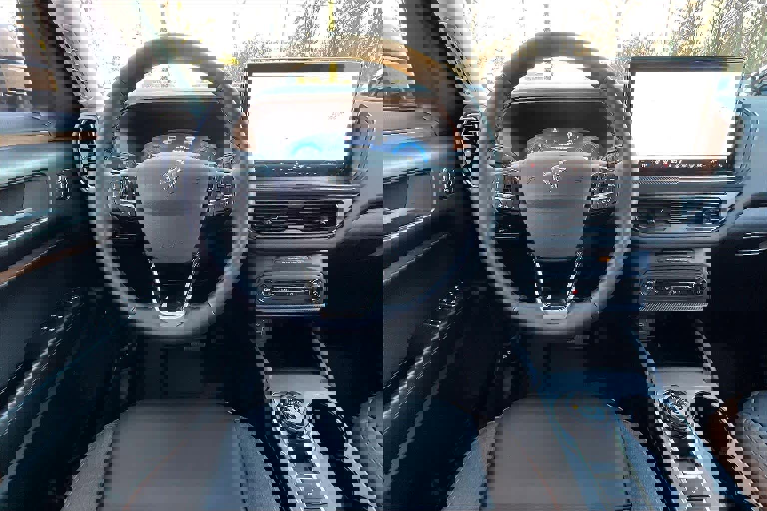 Used 2025 Ford Bronco Sport Outer Banks w/ Outer Banks Tech Package+ image 5