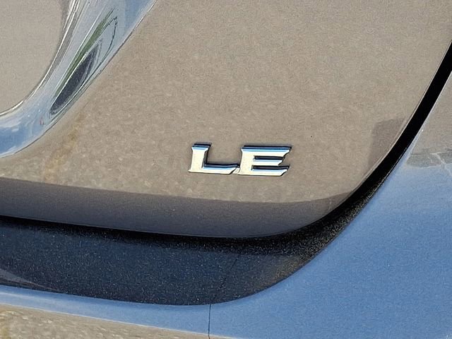 Used 2022 Toyota Camry LE FWD image 31