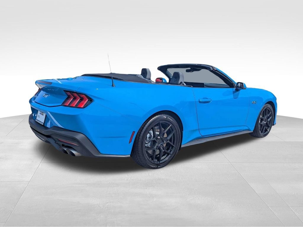 Used 2026 Ford Mustang GT Premium RWD image 4