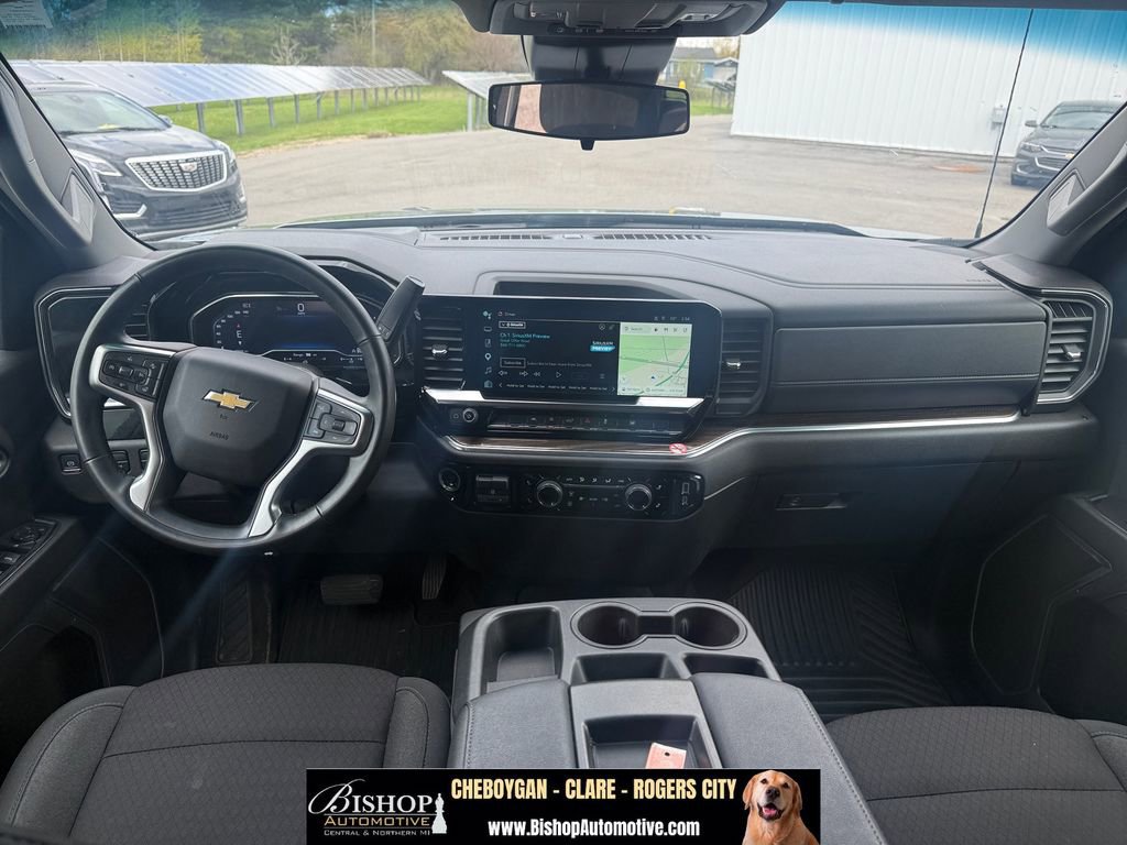 Used 2025 Chevrolet Silverado 1500 LT AWD/4WD image 12