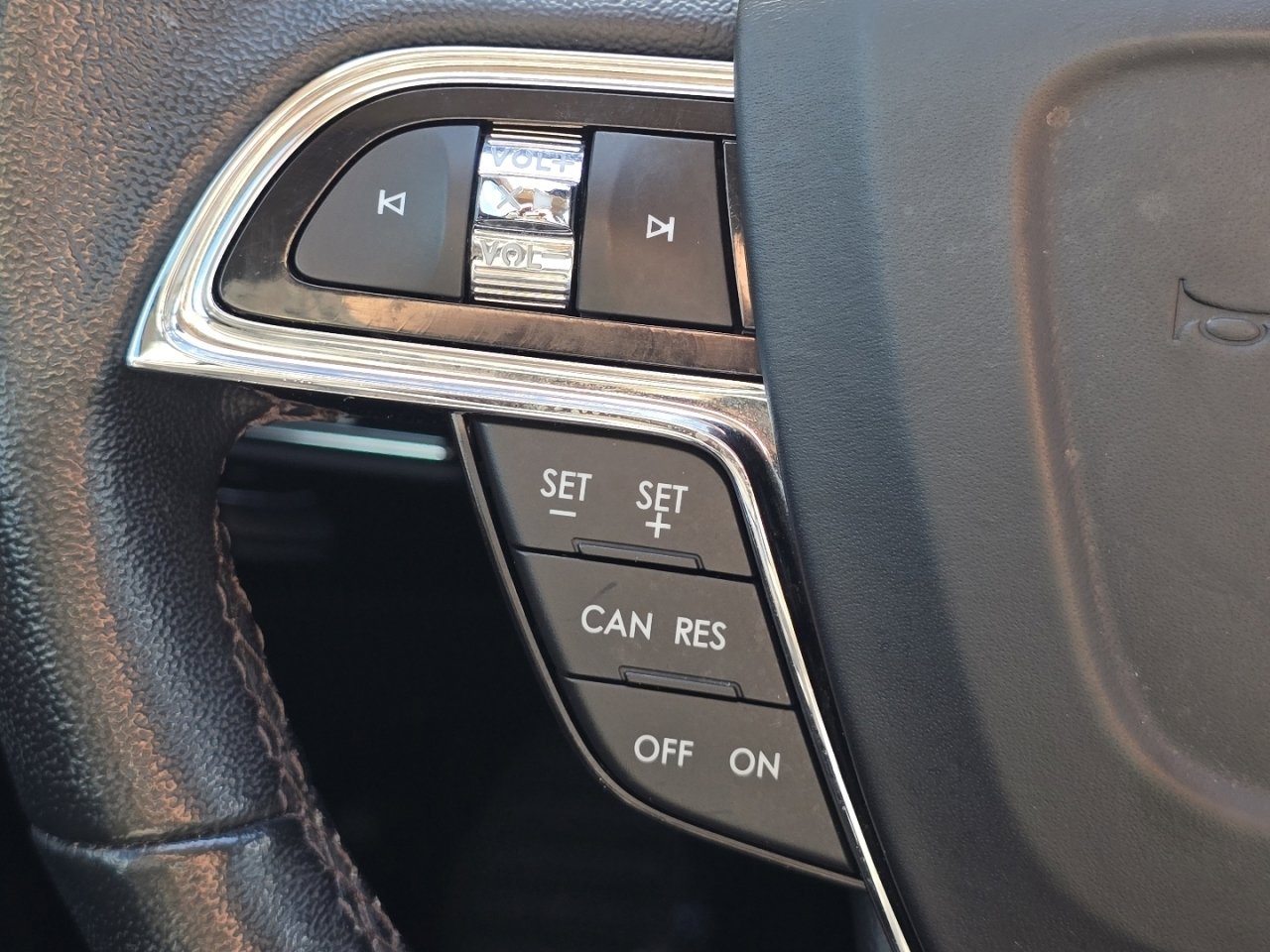 Used 2022 Lincoln Nautilus FWD image 29