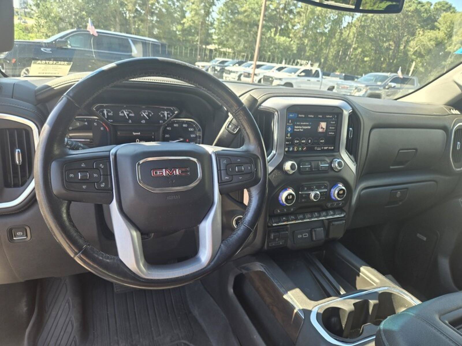 Used 2022 GMC Sierra 1500 SLT w/ SLT Premium Plus Package AWD/4WD image 8