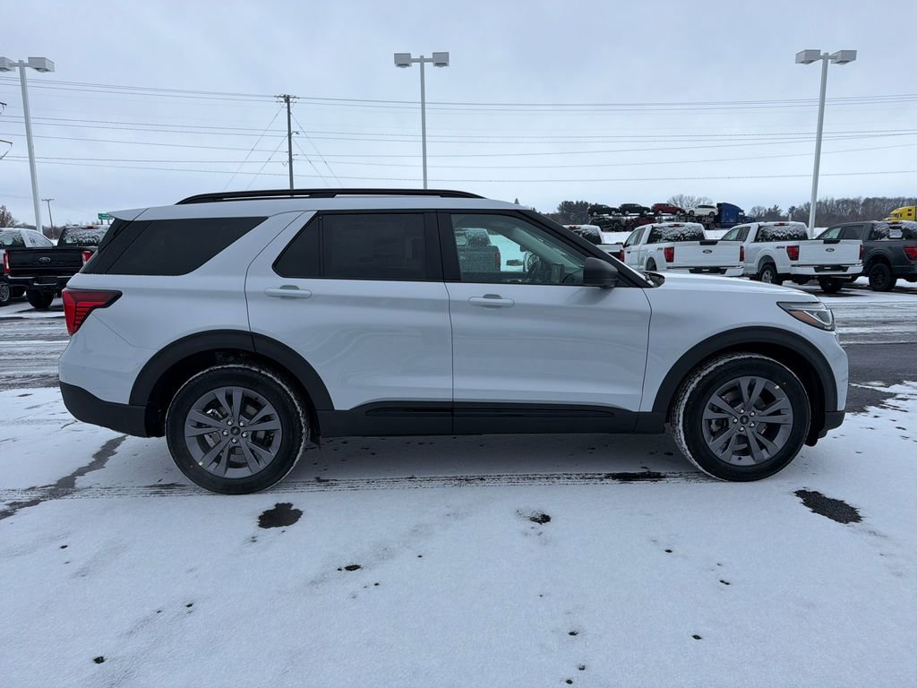 New 2026 Ford Explorer Active w/ Active Comfort Package image 6