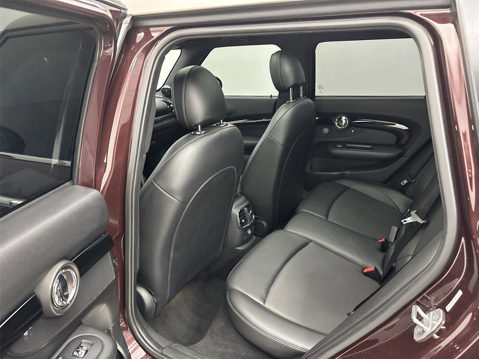 Used 2016 MINI Cooper Clubman image 29