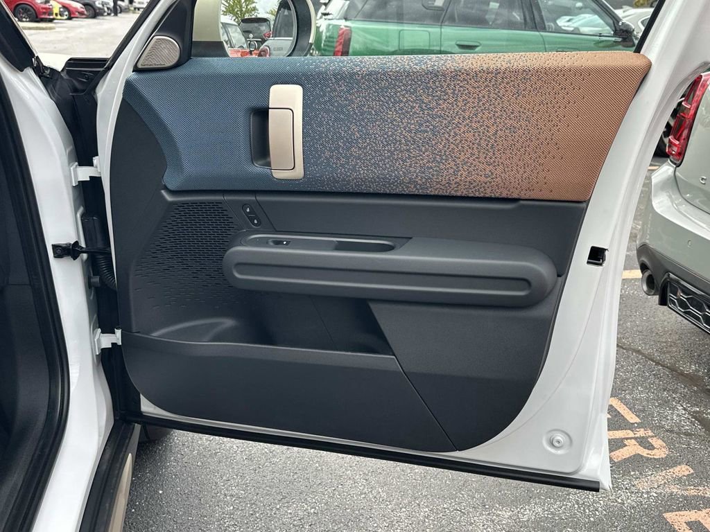 Used 2026 MINI Cooper Countryman S w/ Comfort Package Max image 22