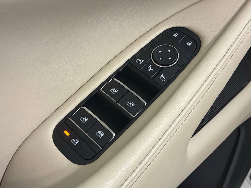 Used 2025 INFINITI QX60 Pure FWD image 16