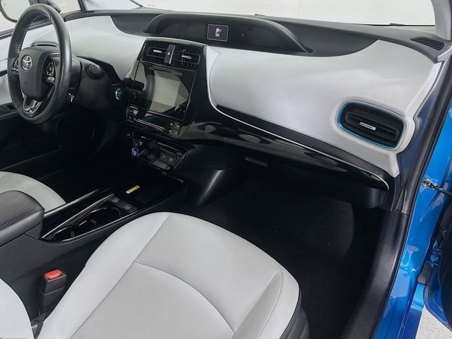 Used 2019 Toyota Prius XLE image 31