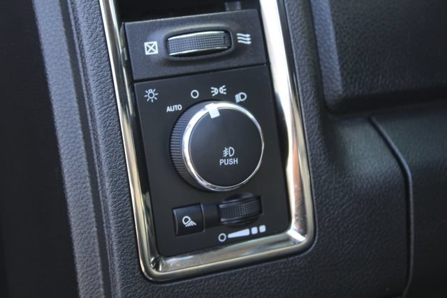 Used 2018 RAM 2500 Laramie w/ Sport Appearance Group AWD/4WD image 50
