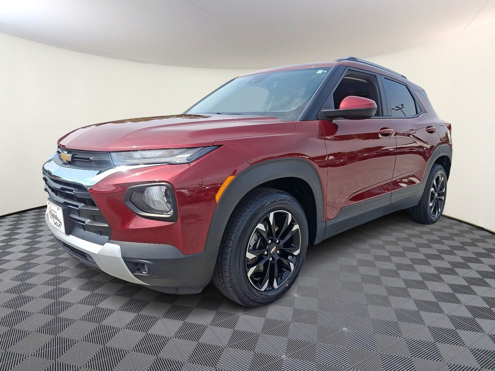 Used 2023 Chevrolet TrailBlazer LT w/ Convenience Package FWD image 3