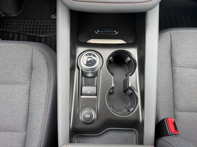 Used 2025 Ford Explorer Active RWD image 11