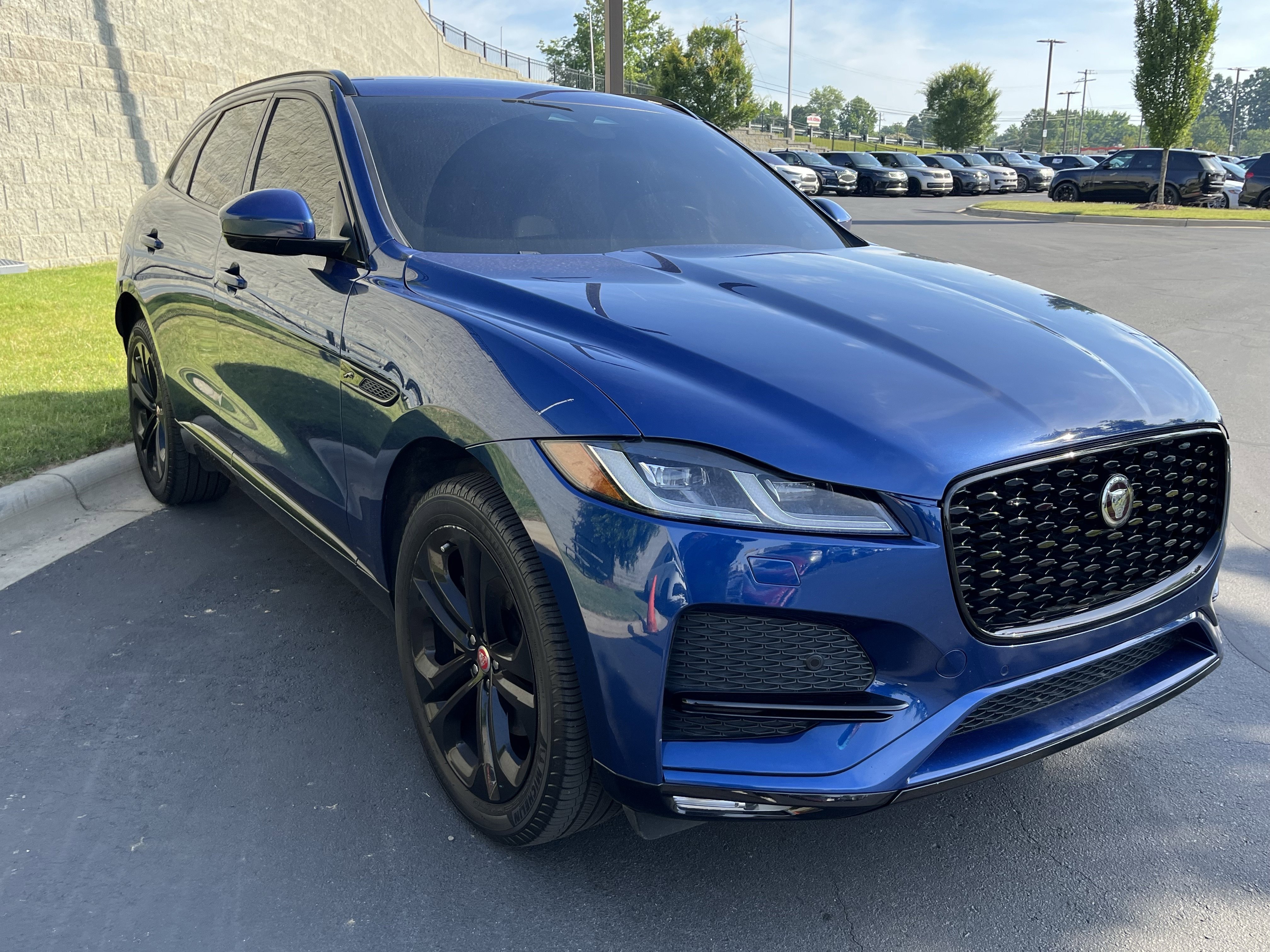 Used 2023 Jaguar F-PACE S AWD/4WD image 9