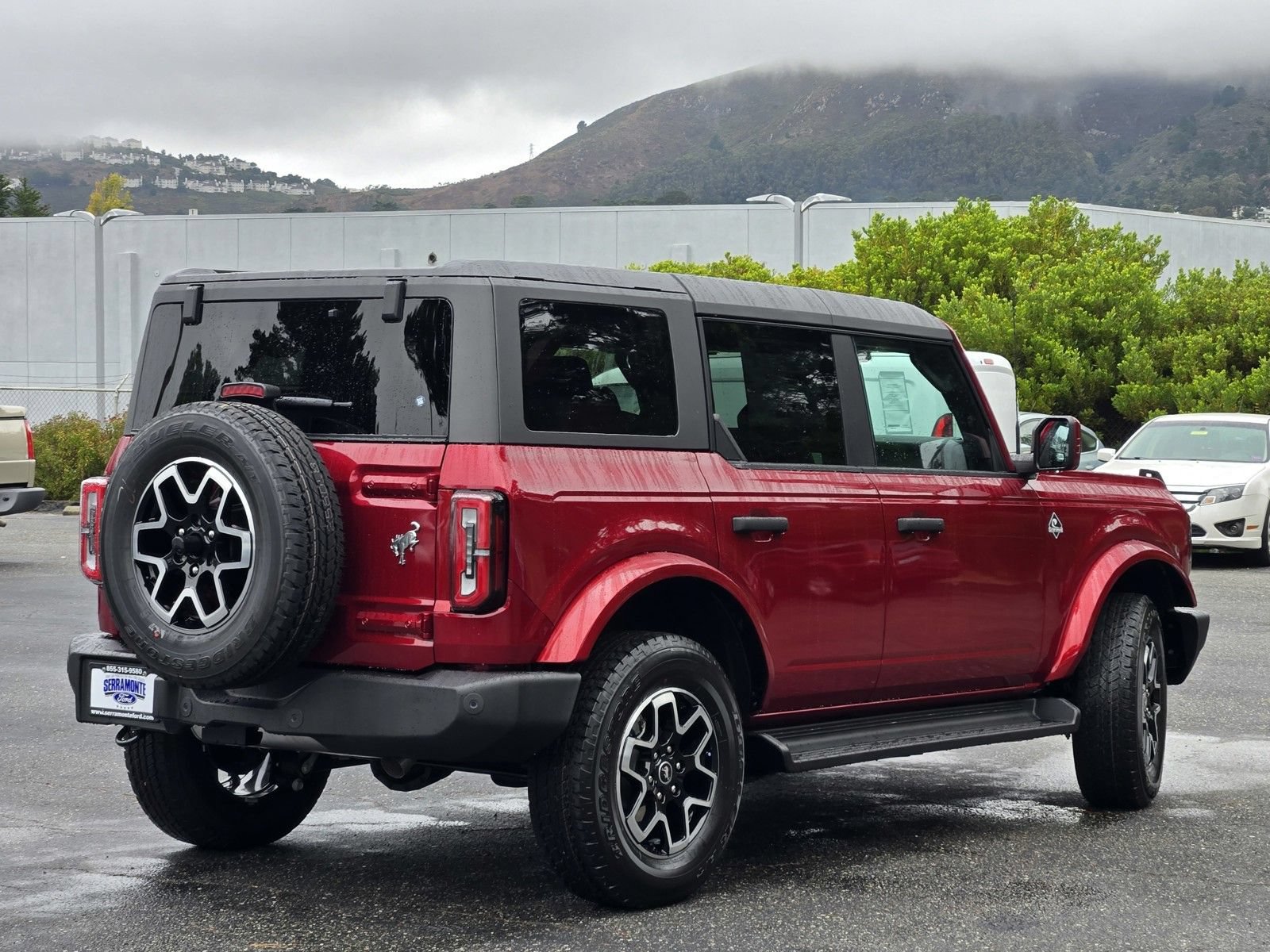 New 2026 Ford Bronco Outer Banks AWD/4WD image 4