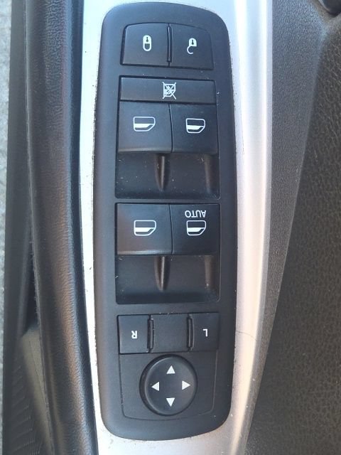 Used 2012 Dodge Journey American Value Package w/ Flexible Seating Group FWD image 22