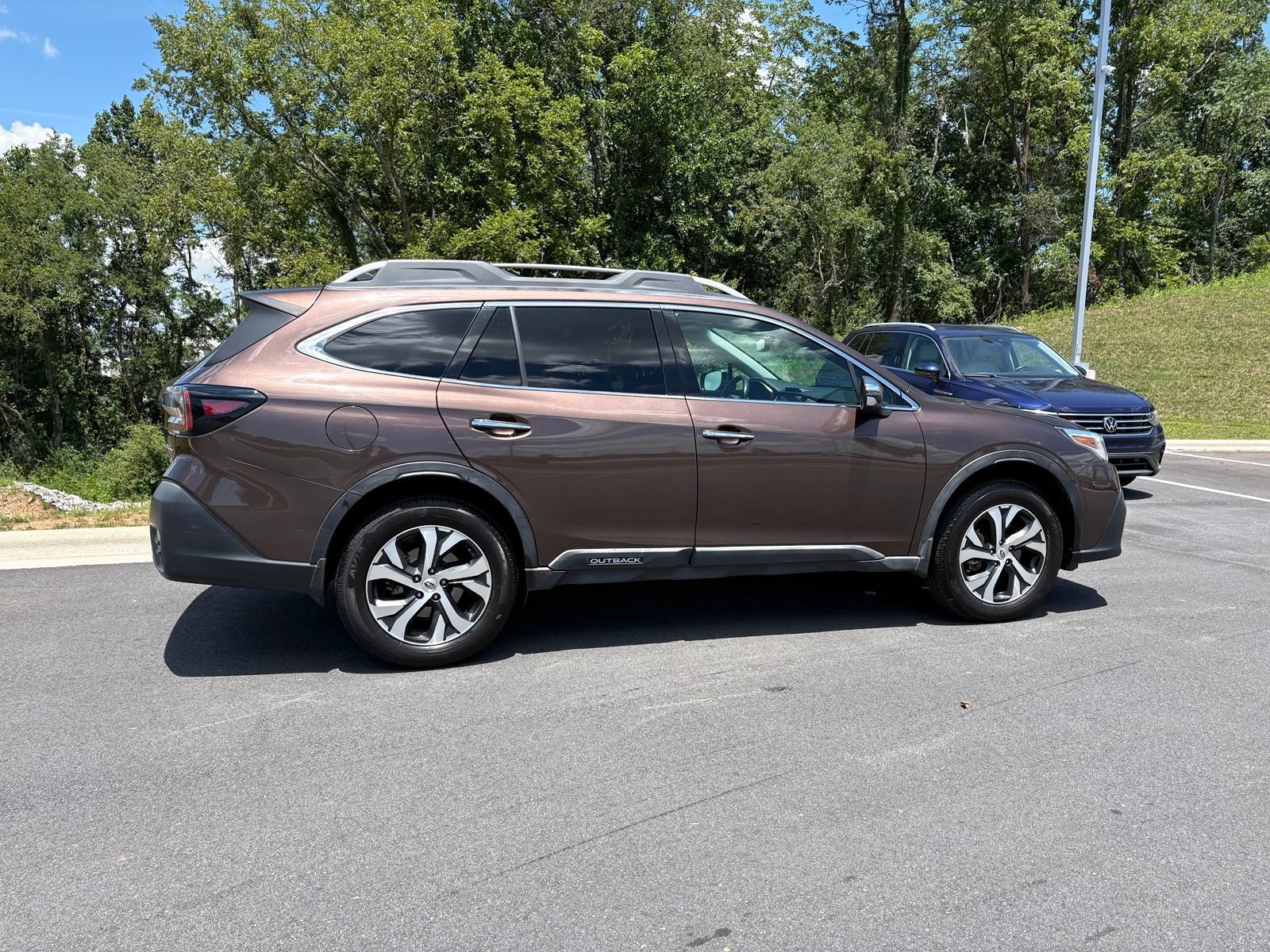 Used 2020 Subaru Outback Touring w/ Popular Package #2 AWD/4WD image 8