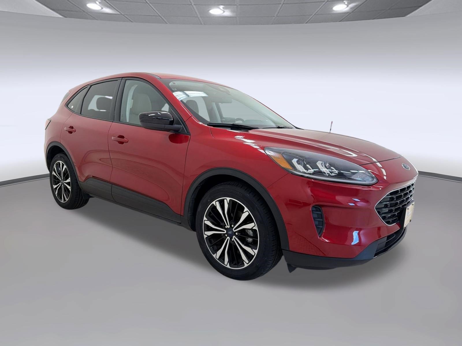 Certified 2022 Ford Escape SE w/ SE Sport Appearance Package FWD image 7