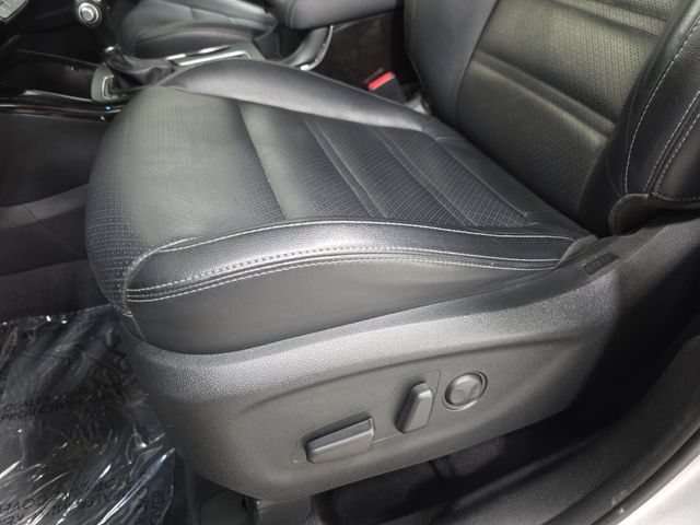 Used 2018 Kia Sorento EX FWD image 29