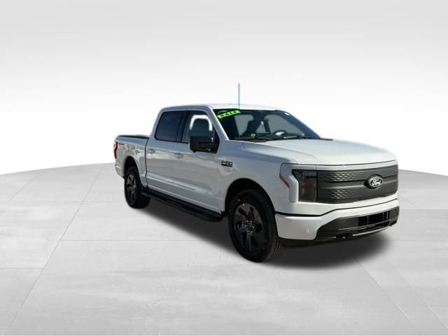 New 2025 Ford F150 Lightning Flash image 8