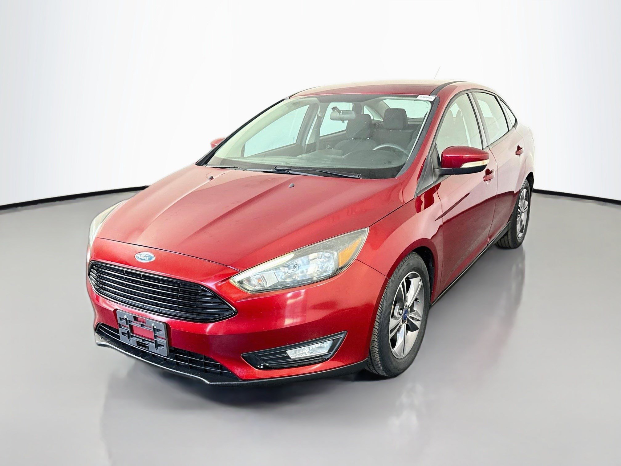 Used 2017 Ford Focus SE FWD image 4