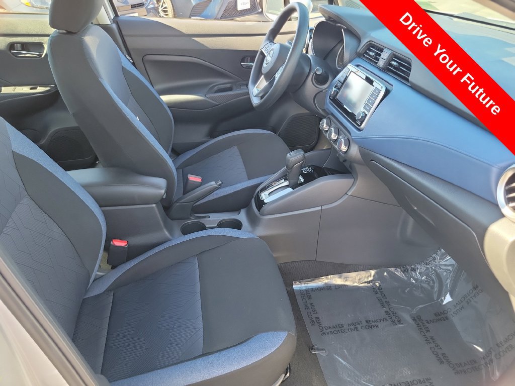 Used 2025 Nissan Versa SV w/ Trunk Package FWD image 17