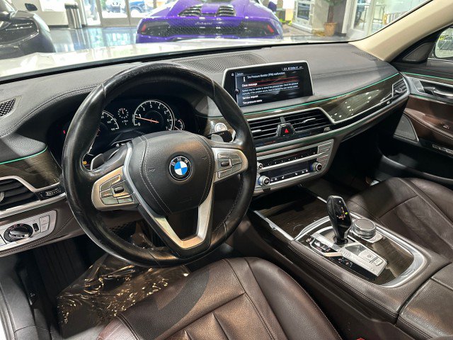 Used 2017 BMW 740i xDrive AWD/4WD image 35
