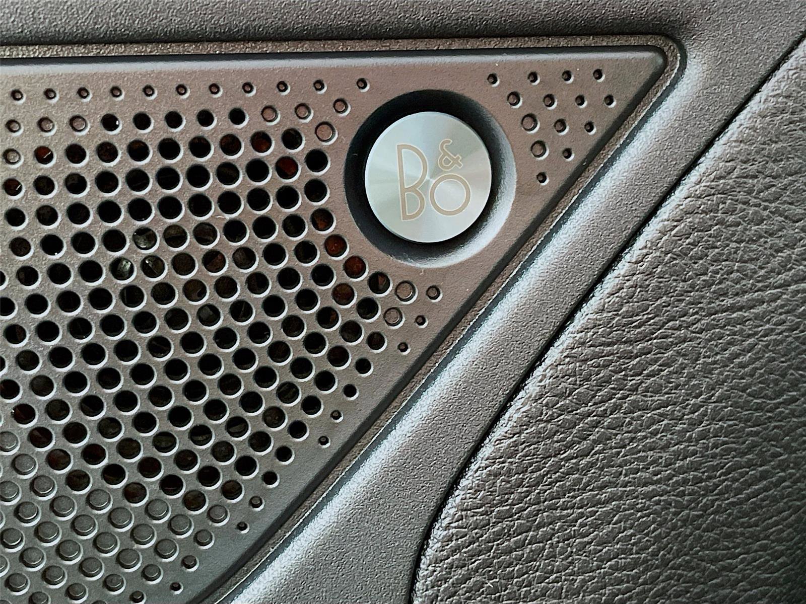 Used 2023 Ford Edge Titanium image 21