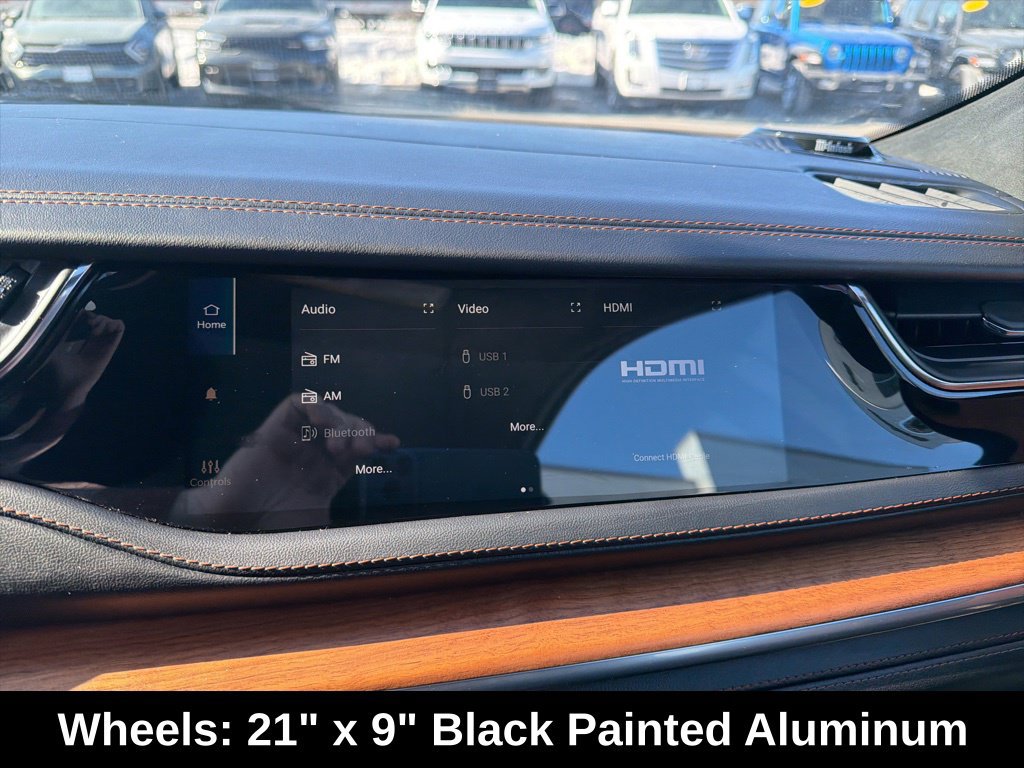 Used 2025 Jeep Grand Cherokee Summit AWD/4WD image 51