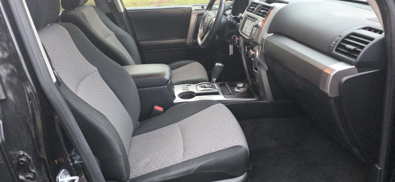 Used 2017 Toyota 4Runner SR5 image 16