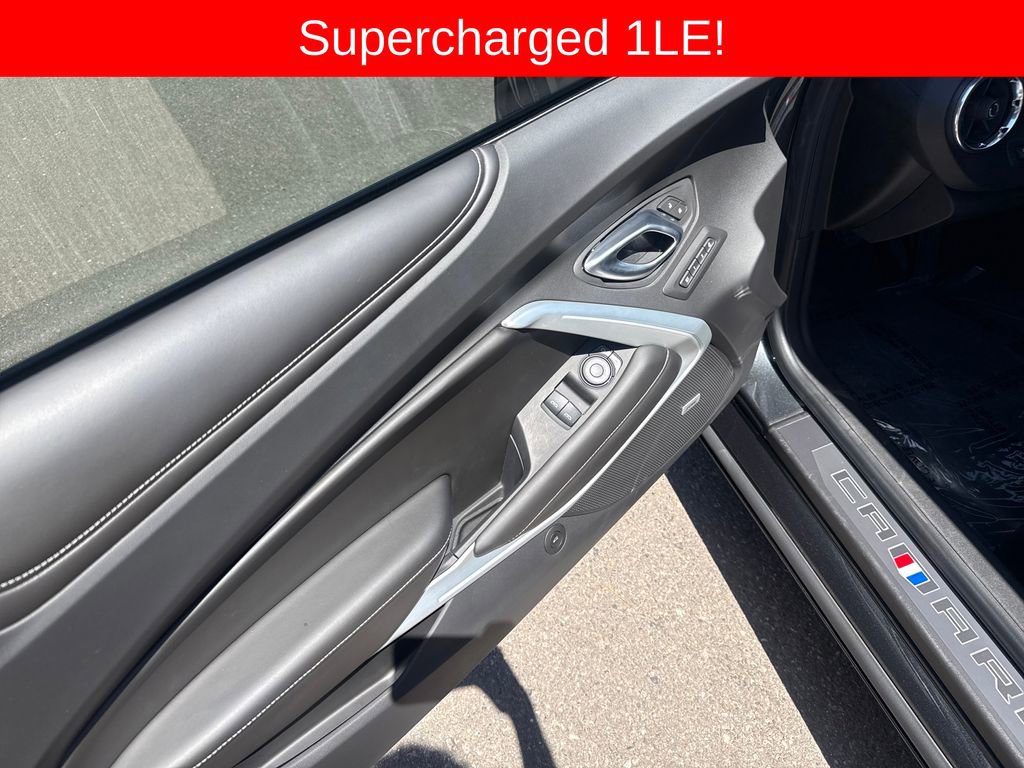 Used 2018 Chevrolet Camaro SS RWD image 11