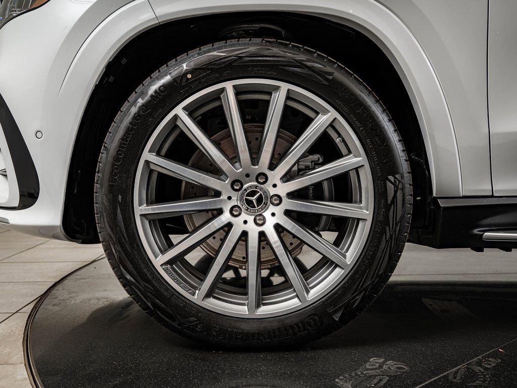 New 2026 Mercedes-Benz GLS 580 4MATIC image 14