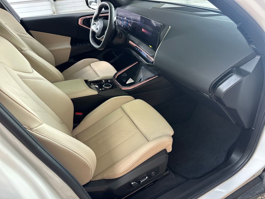 Used 2025 BMW X3 xDrive30i w/ Convenience Package image 31