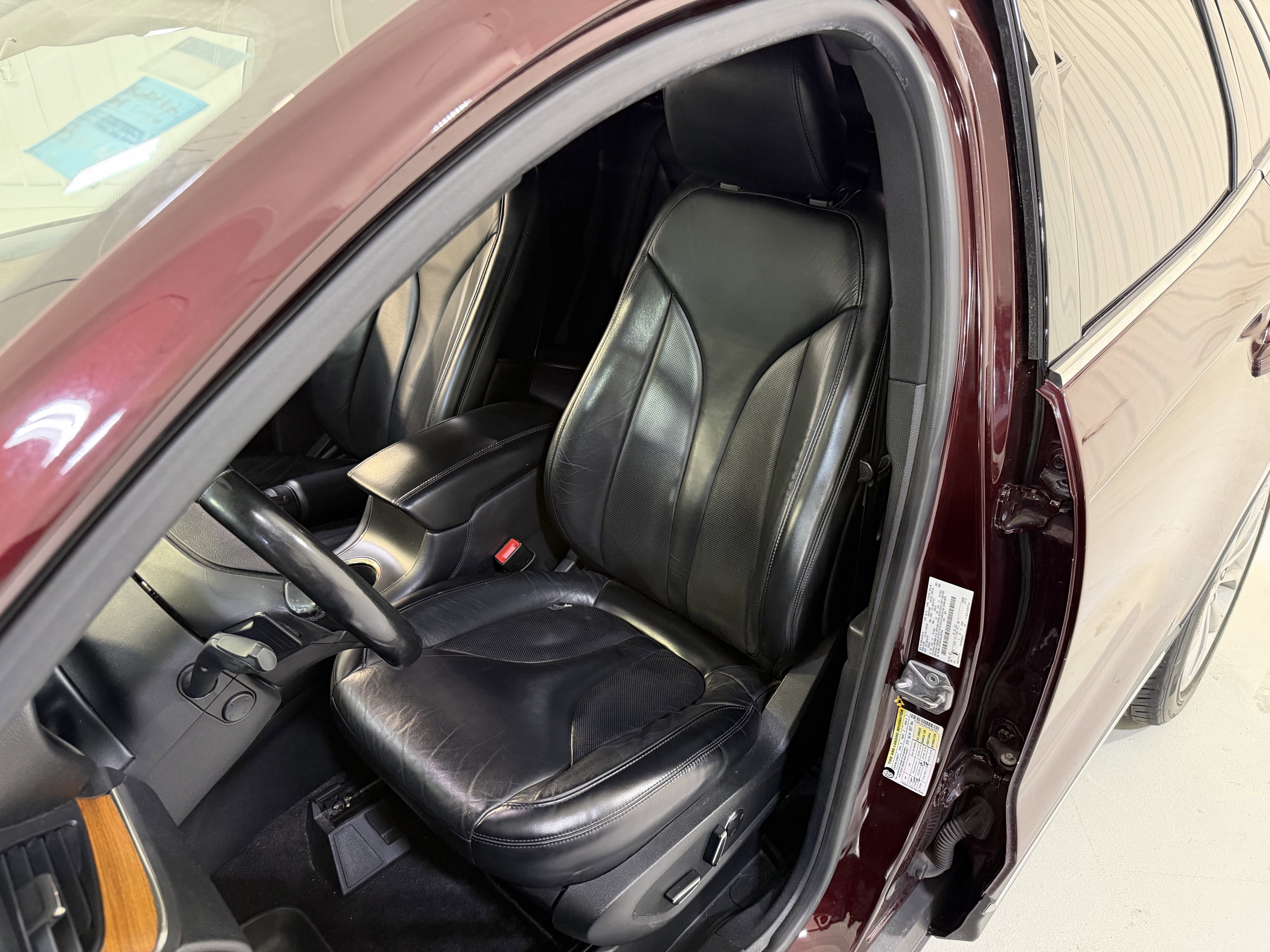 Used 2018 Lincoln MKC Select w/ Select Plus Package FWD image 10