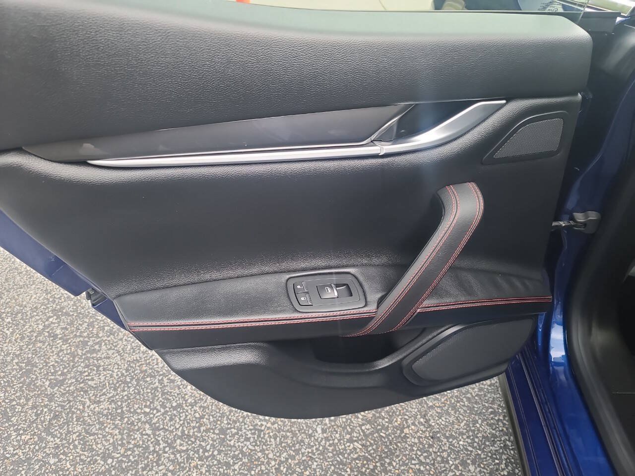 Used 2017 Maserati Ghibli S RWD image 28