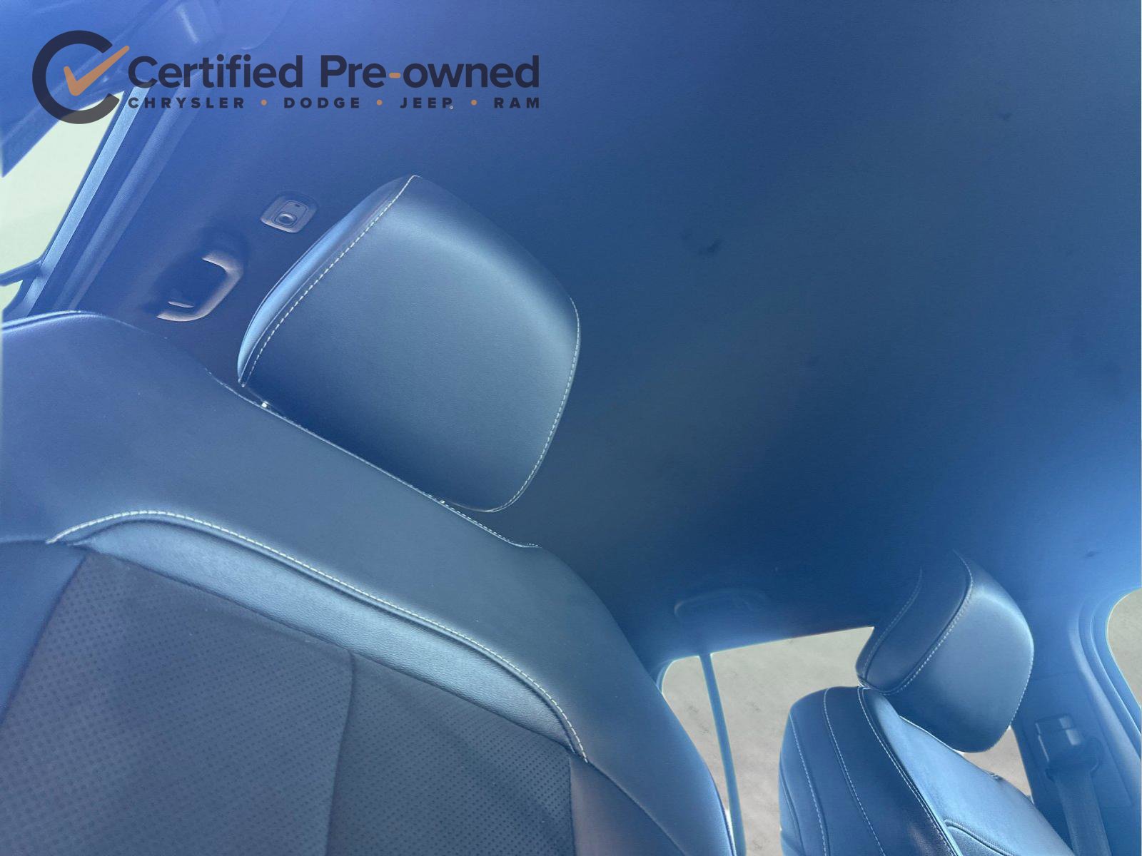 Used 2024 Jeep Grand Cherokee Altitude AWD/4WD image 18