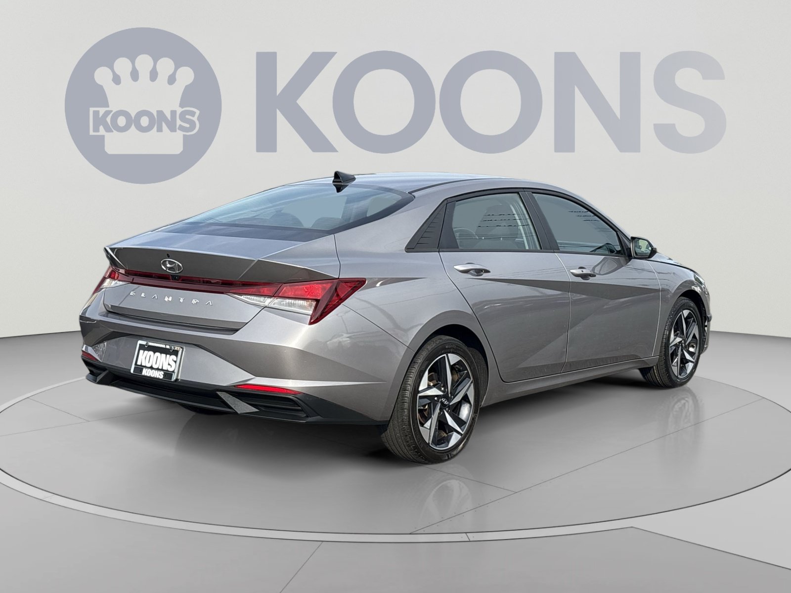 Certified 2023 Hyundai Elantra SEL w/ Convenience Package FWD image 7