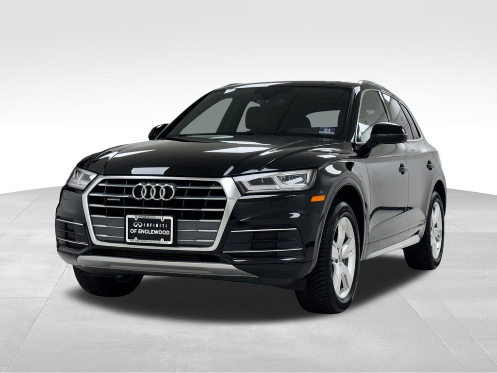 Used 2019 Audi Q5 2.0T Premium Plus w/ Premium Plus Package image 3