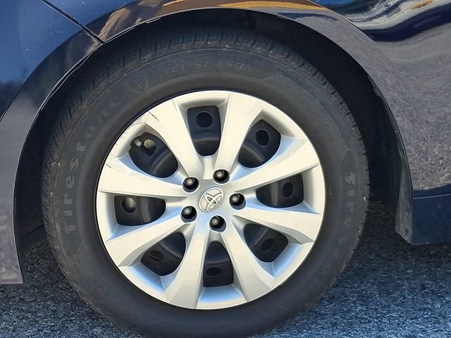 Used 2024 Toyota Corolla LE FWD image 28