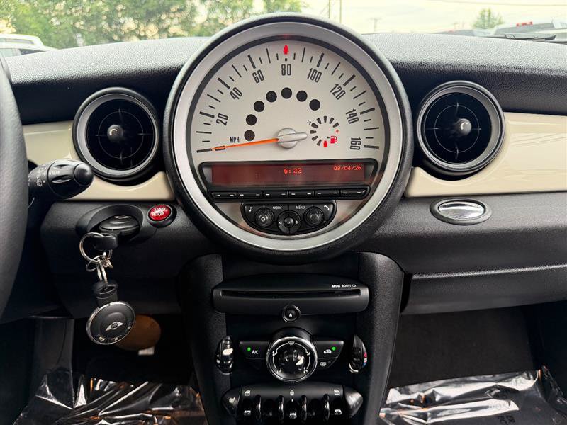 Used 2013 MINI Cooper Clubman FWD image 20