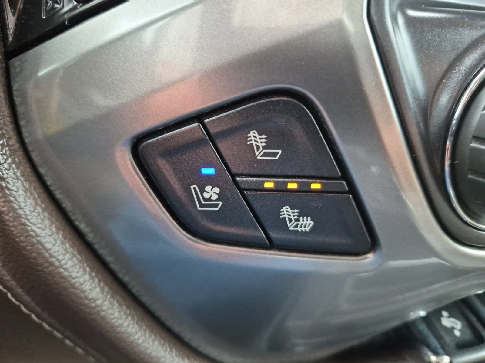 Used 2016 Chevrolet Silverado 2500 LTZ w/ Duramax Plus Package image 25