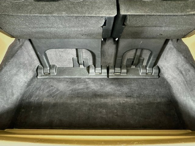 Used 2020 Kia Sedona EX FWD image 32