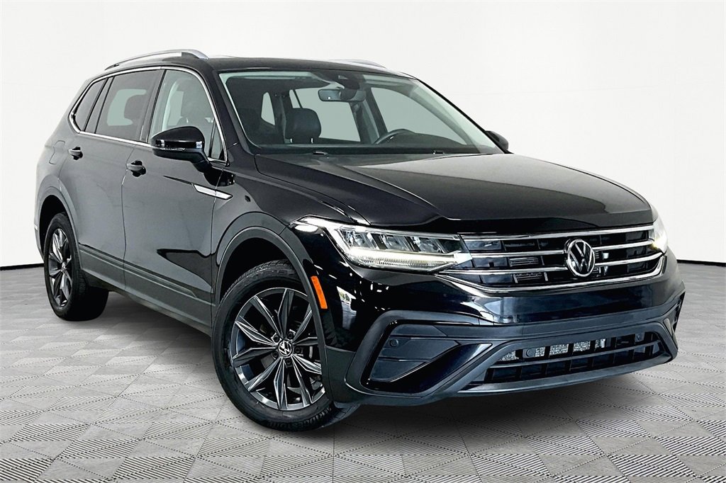 Used 2022 Volkswagen Tiguan SE