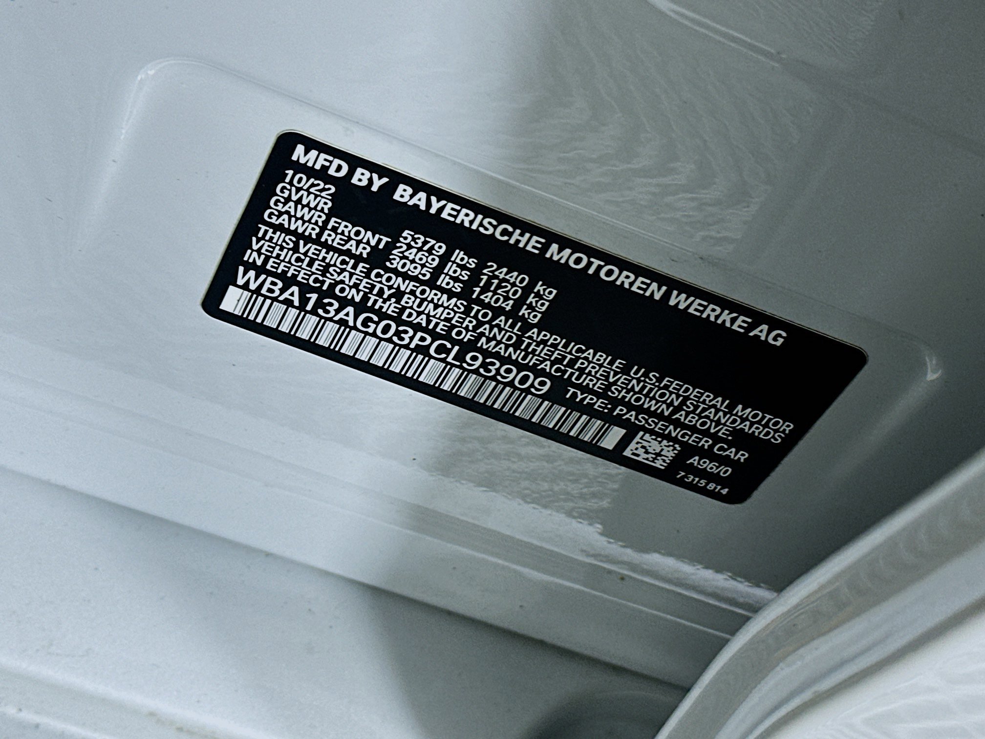 Used 2023 BMW 530e w/ Premium Package RWD image 12