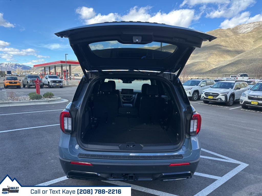 New 2026 Ford Explorer ST-Line w/ ST-Line Street Pack image 36