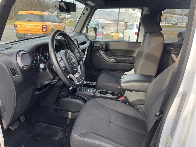 Used 2016 Jeep Wrangler Unlimited Sport w/ Quick Order Package 24S AWD/4WD image 18