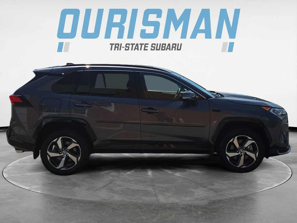 Used 2021 Toyota RAV4 SE w/ Weather & Moonroof Package AWD/4WD image 7