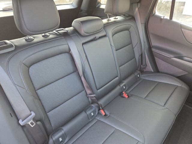 New 2026 Chevrolet Equinox LT w/ Convenience Package II image 35