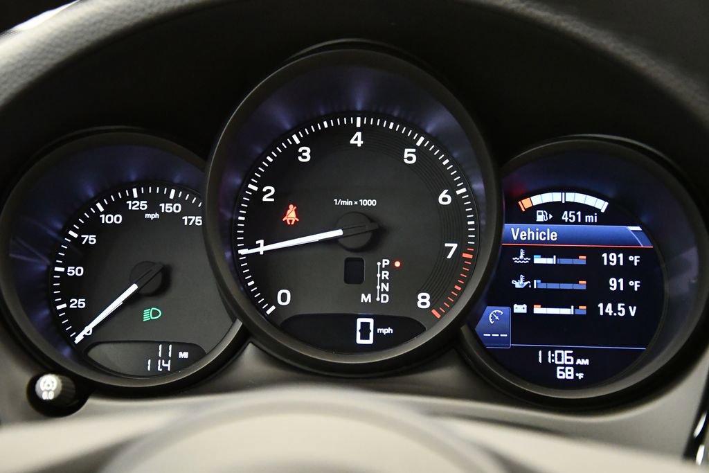 Used 2025 Porsche Macan Turbo image 24