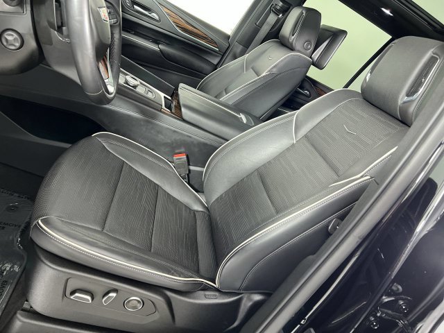 Certified 2023 Cadillac Escalade Premium Luxury AWD/4WD image 20