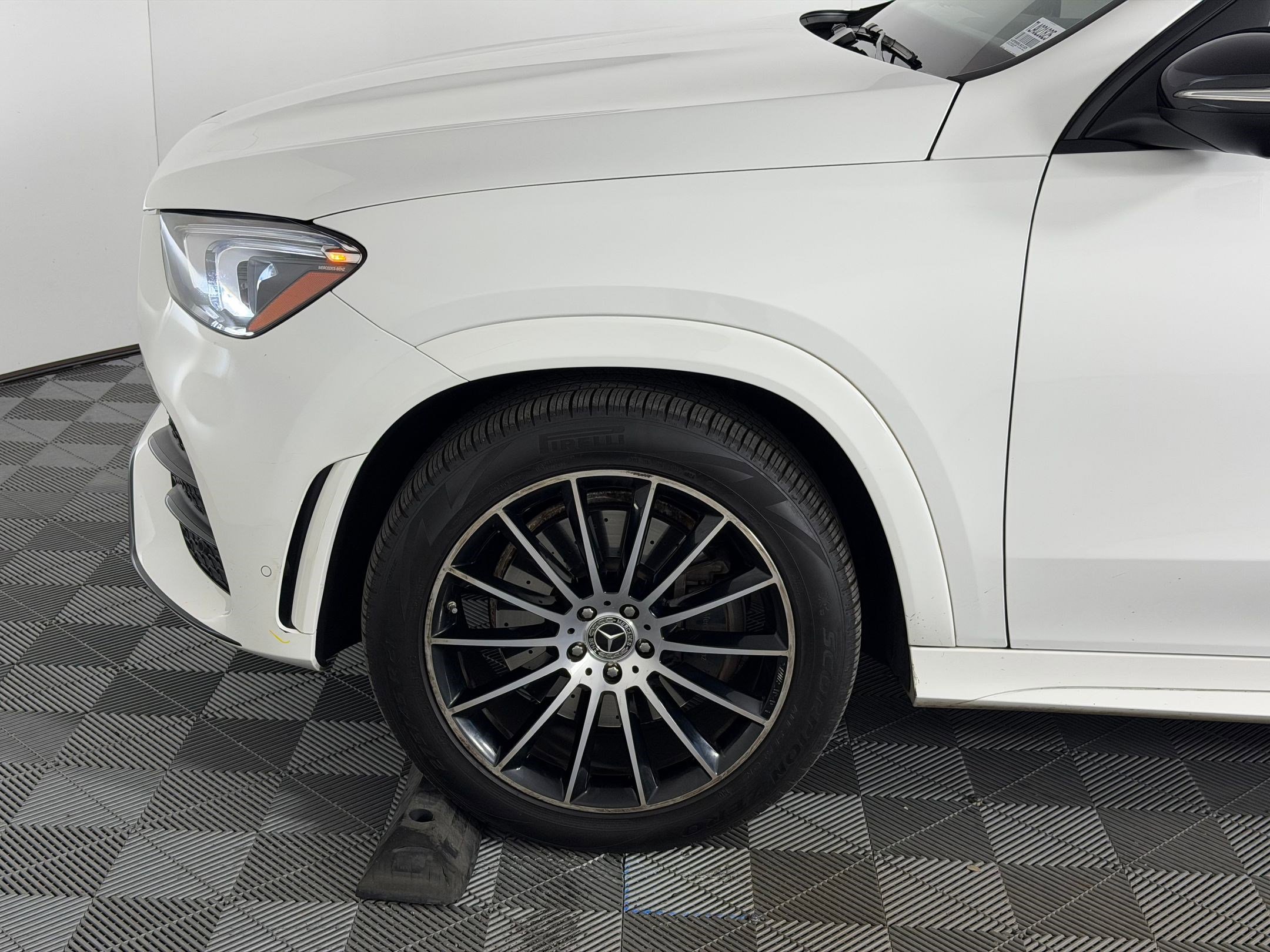 Used 2020 Mercedes-Benz GLE 450 4MATIC image 9