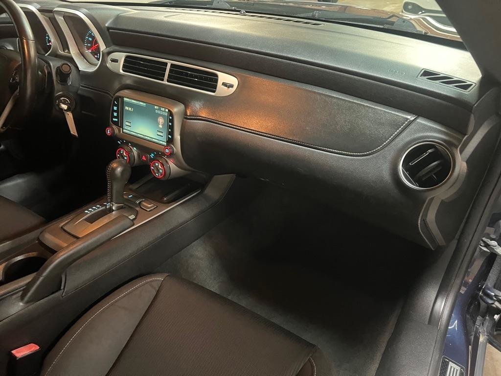 Used 2015 Chevrolet Camaro SS w/ RS Package RWD image 20